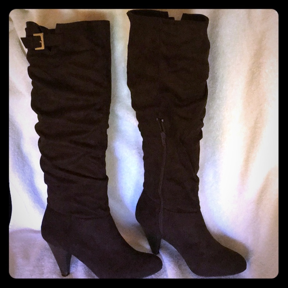 Ladies Nine West brown boots size 7